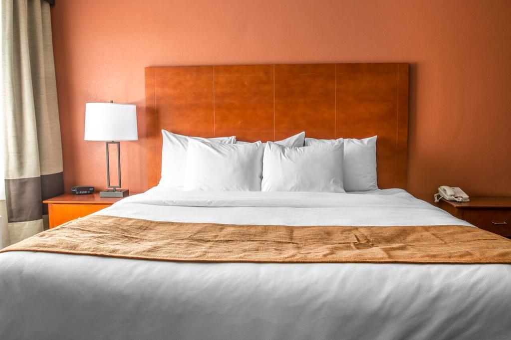 Country & By Radisson, Muskegon, Mi 3* Muskegon