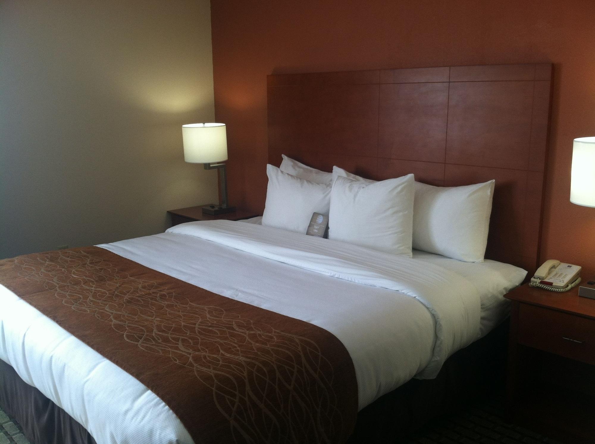 Country & By Radisson, Muskegon, Mi Muskegon