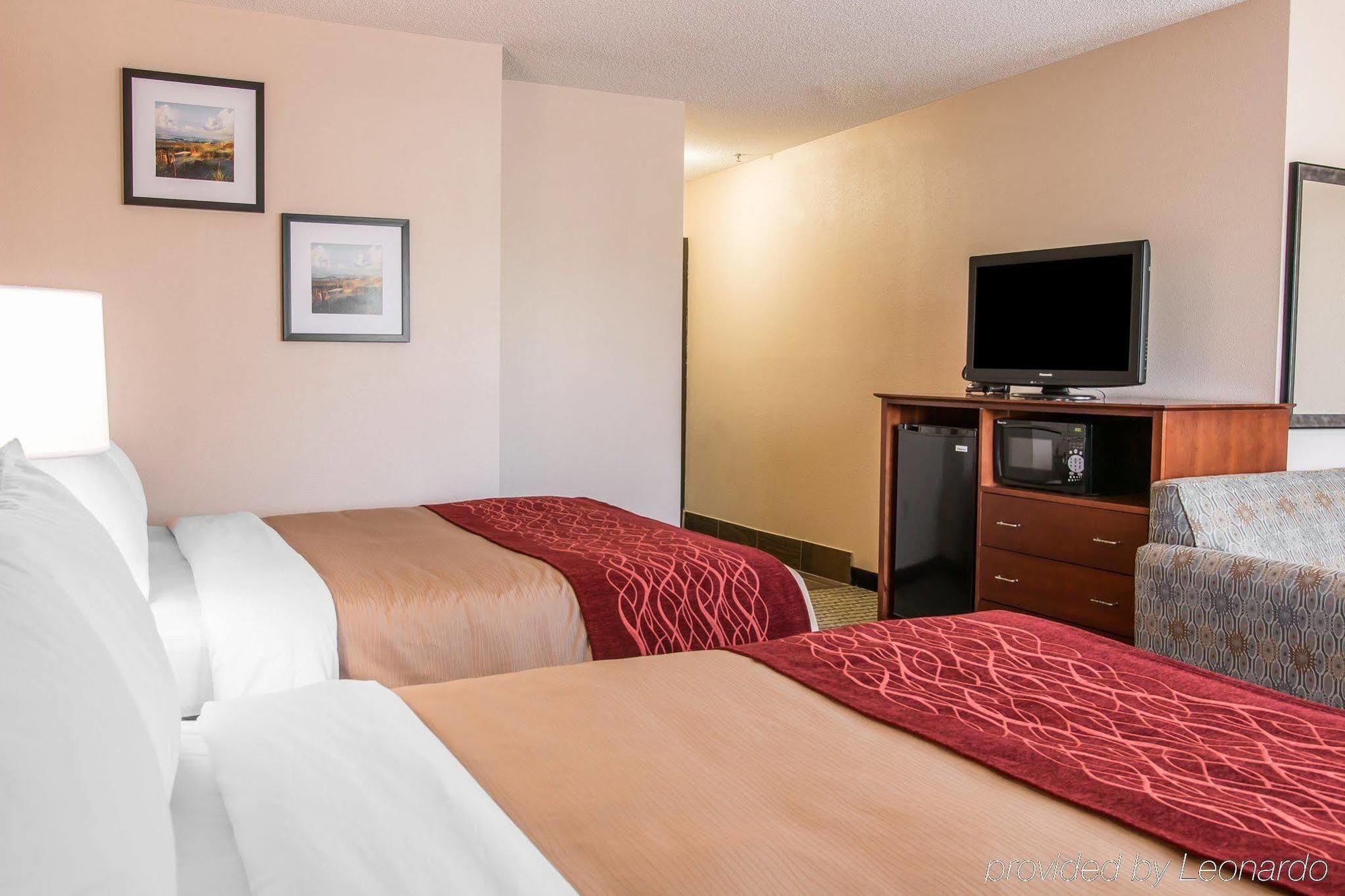 Country & By Radisson, Muskegon, Mi Hotel Muskegon